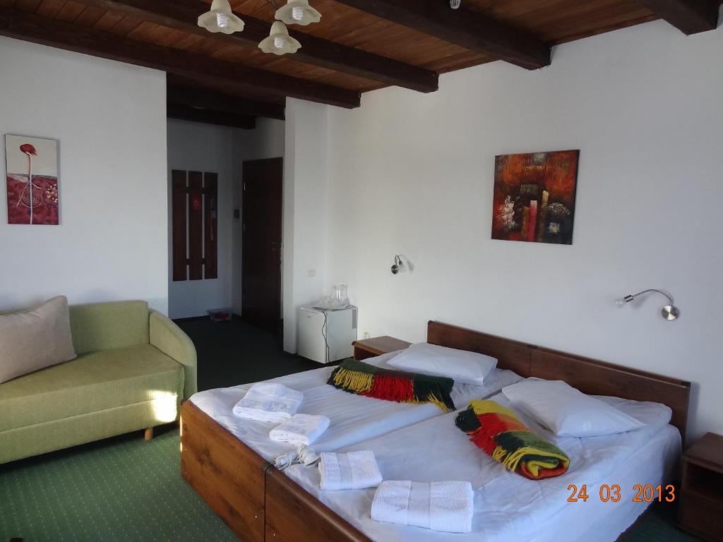 Alpenhof Pansion Hotel Szlavszke Szoba fotó
