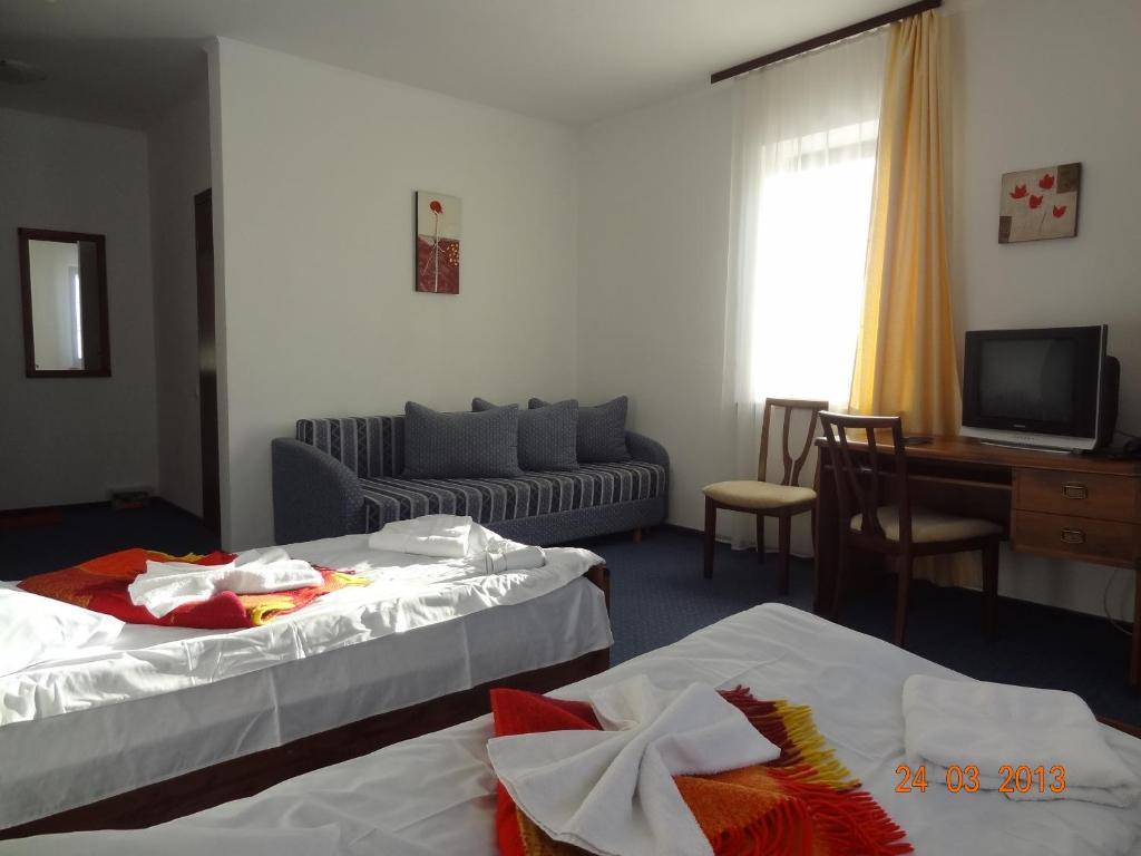 Alpenhof Pansion Hotel Szlavszke Szoba fotó