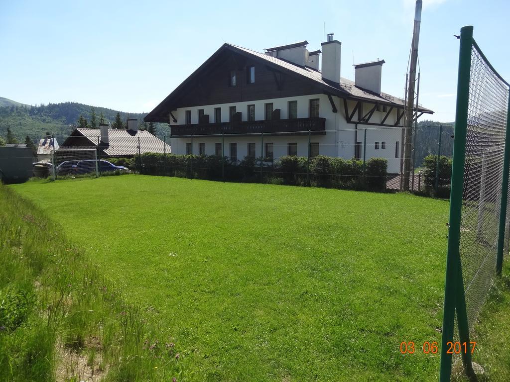 Alpenhof Pansion Hotel Szlavszke Kültér fotó